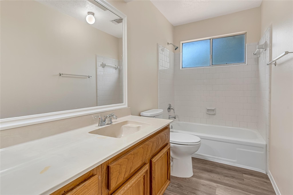 3727 Village Grove Drive - Photo 19