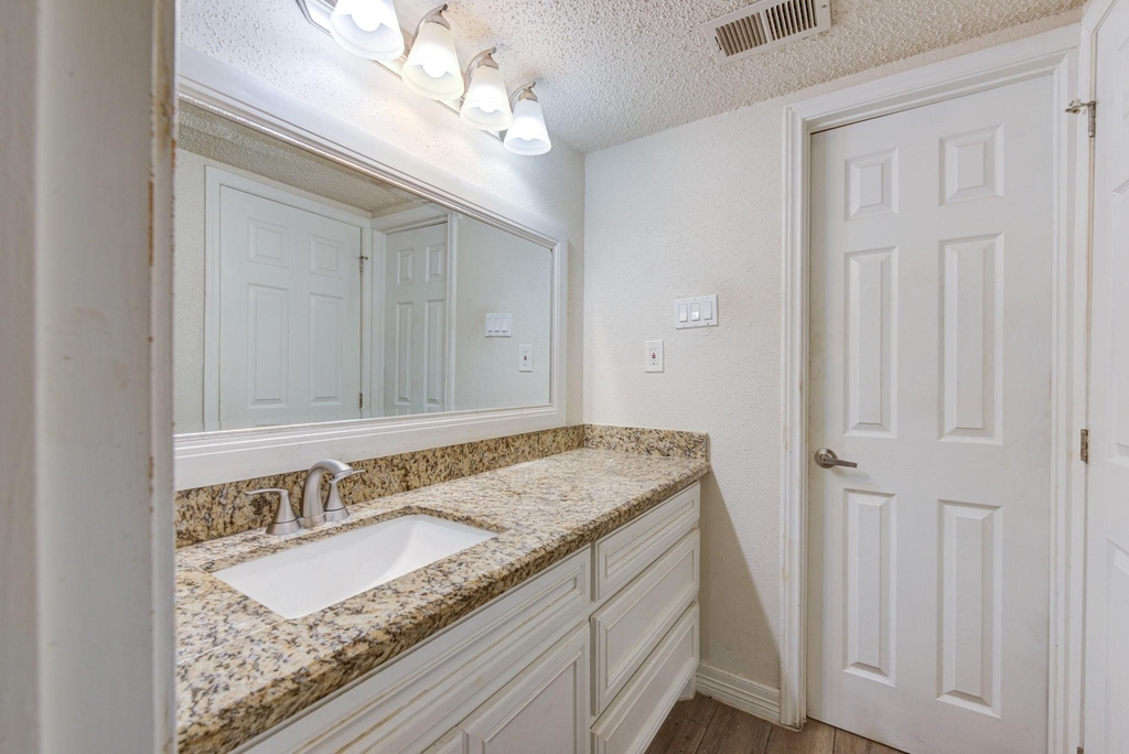 10822 Kirktown Drive - Photo 13