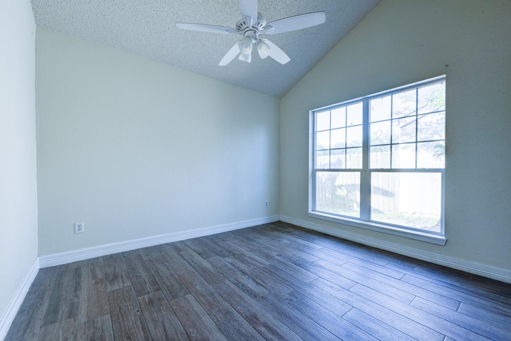 10822 Kirktown Drive - Photo 14