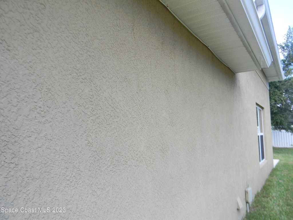 1576 Alaqua Way - Photo 1