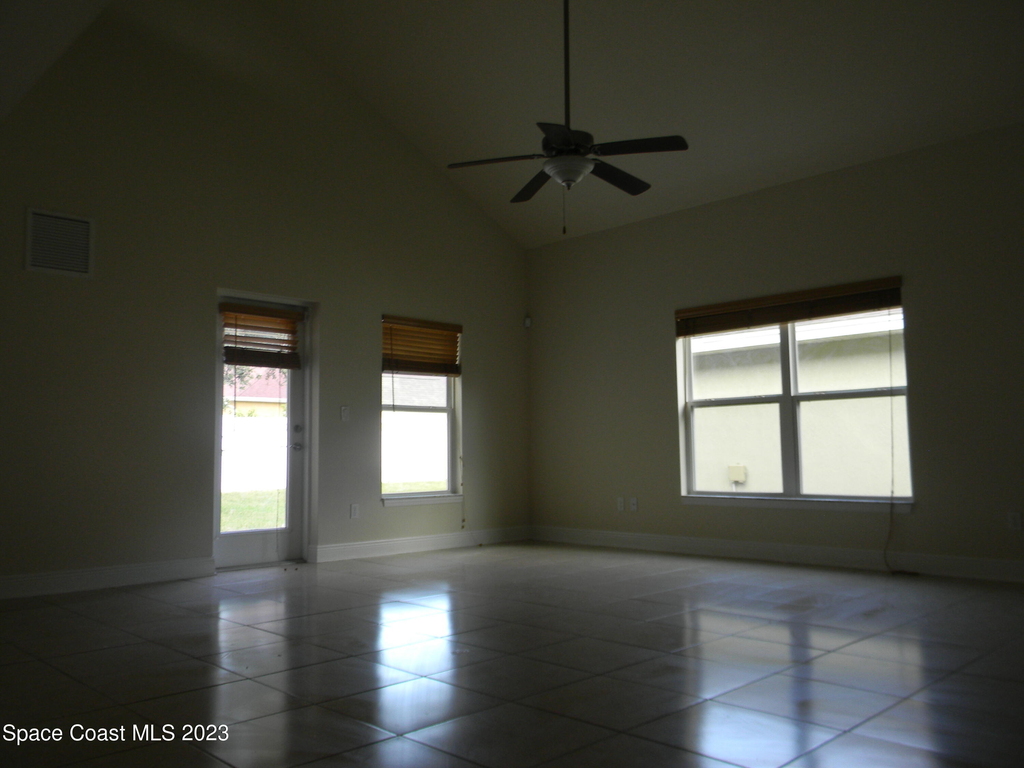 1576 Alaqua Way - Photo 7