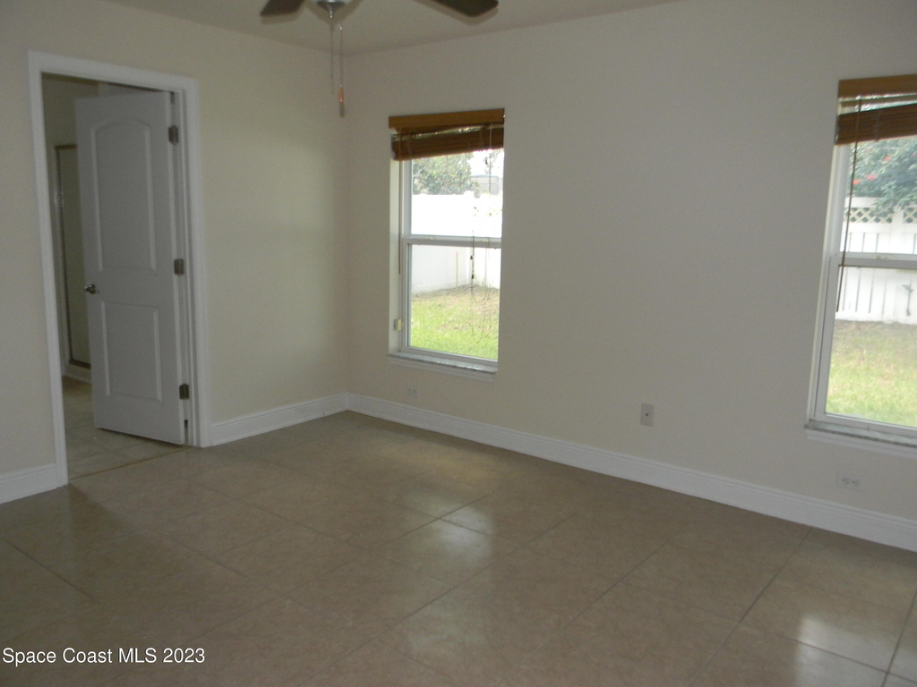 1576 Alaqua Way - Photo 13