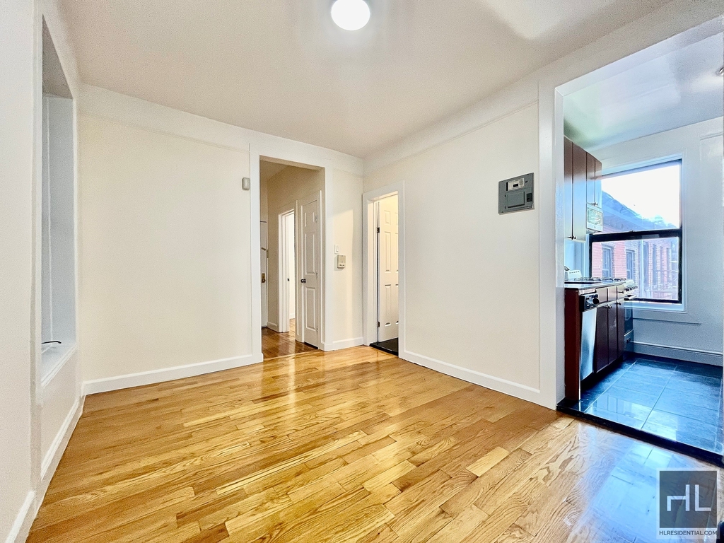 East 12th Street - Photo 1