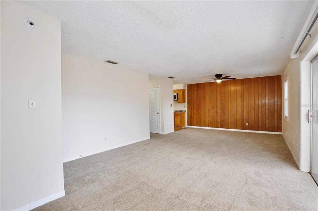 528 Georgetown Drive - Photo 3