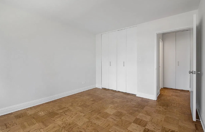 400 East 71st Street - Photo 2