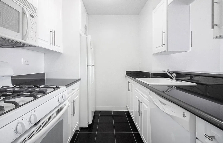 400 East 71st Street - Photo 6