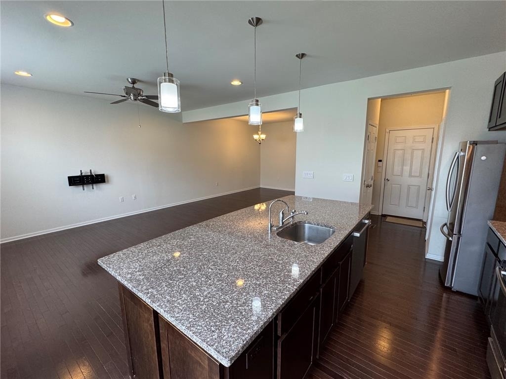 1419 Caspian Street - Photo 7