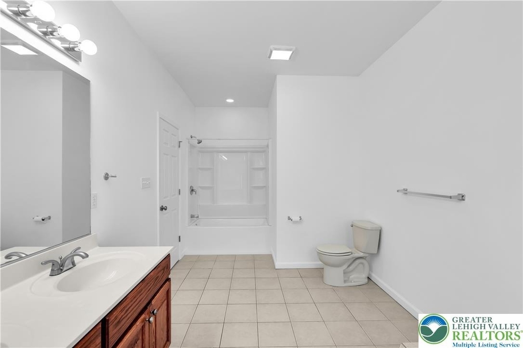 837 16th Avenue - Photo 22