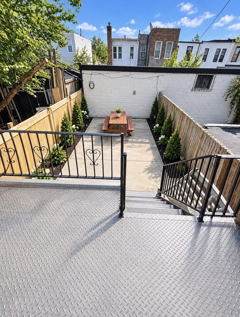 25 Marconi Place - Photo 6