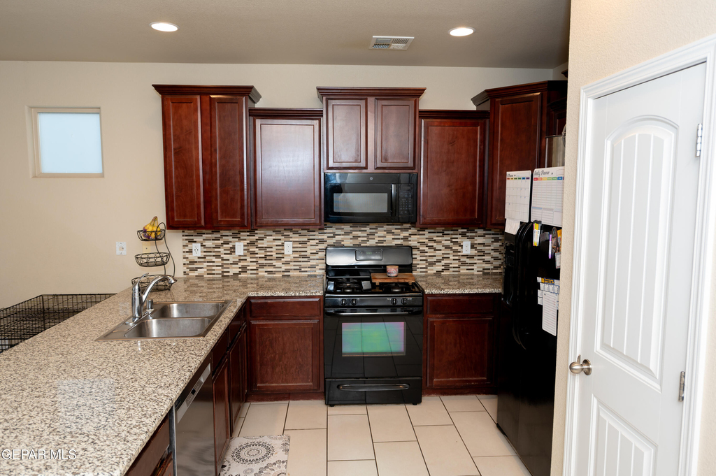 3800 Loma Caldera - Photo 1