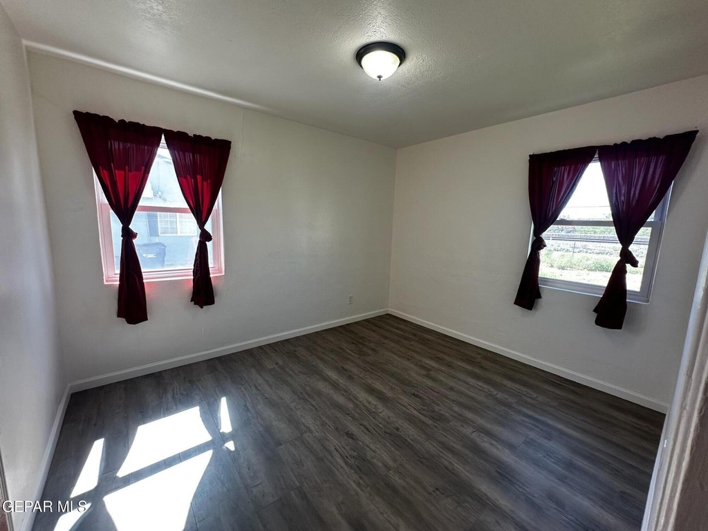 8040 Carpenter Drive - Photo 6
