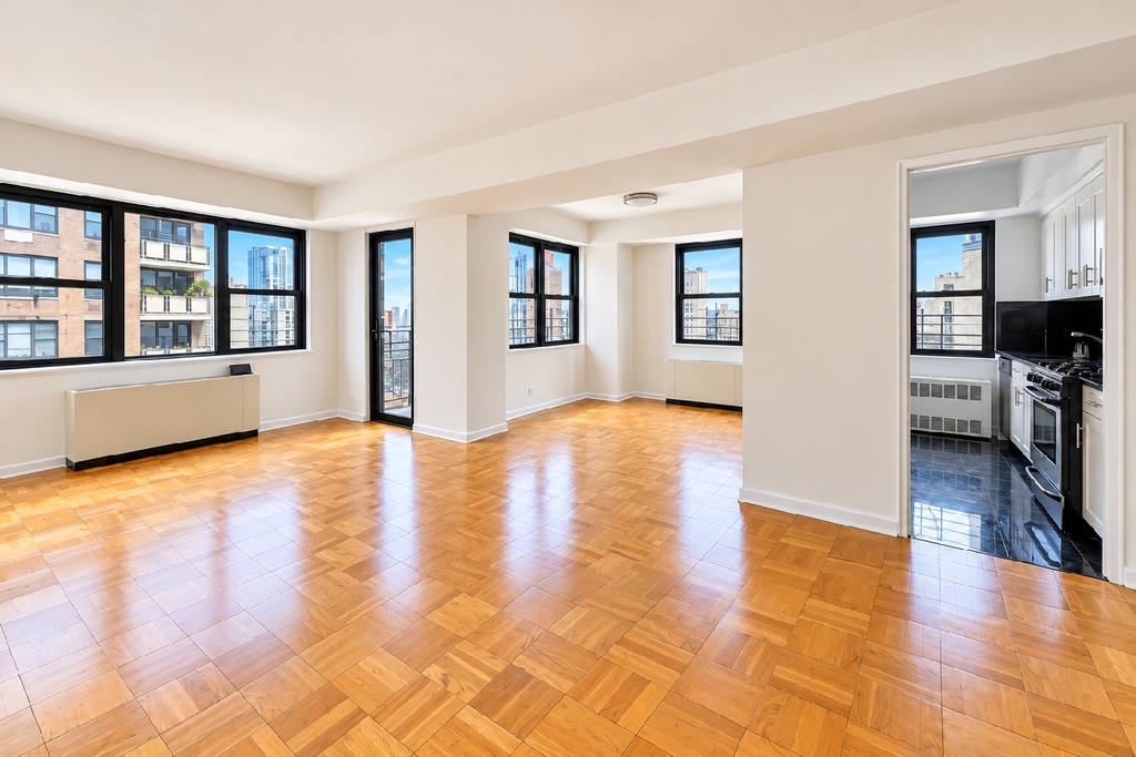 East 86th Street - Photo 0