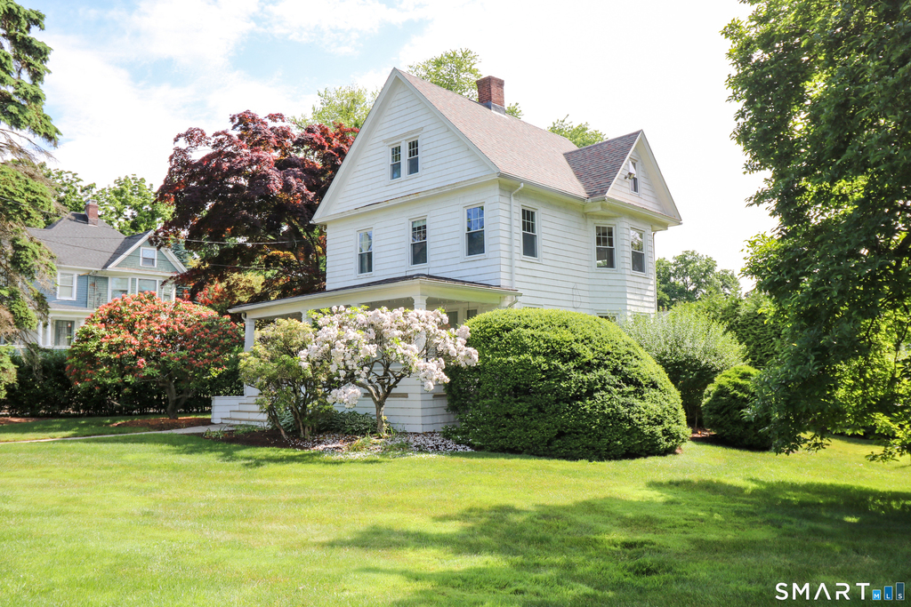 1790 Huntington Turnpike - Photo 1