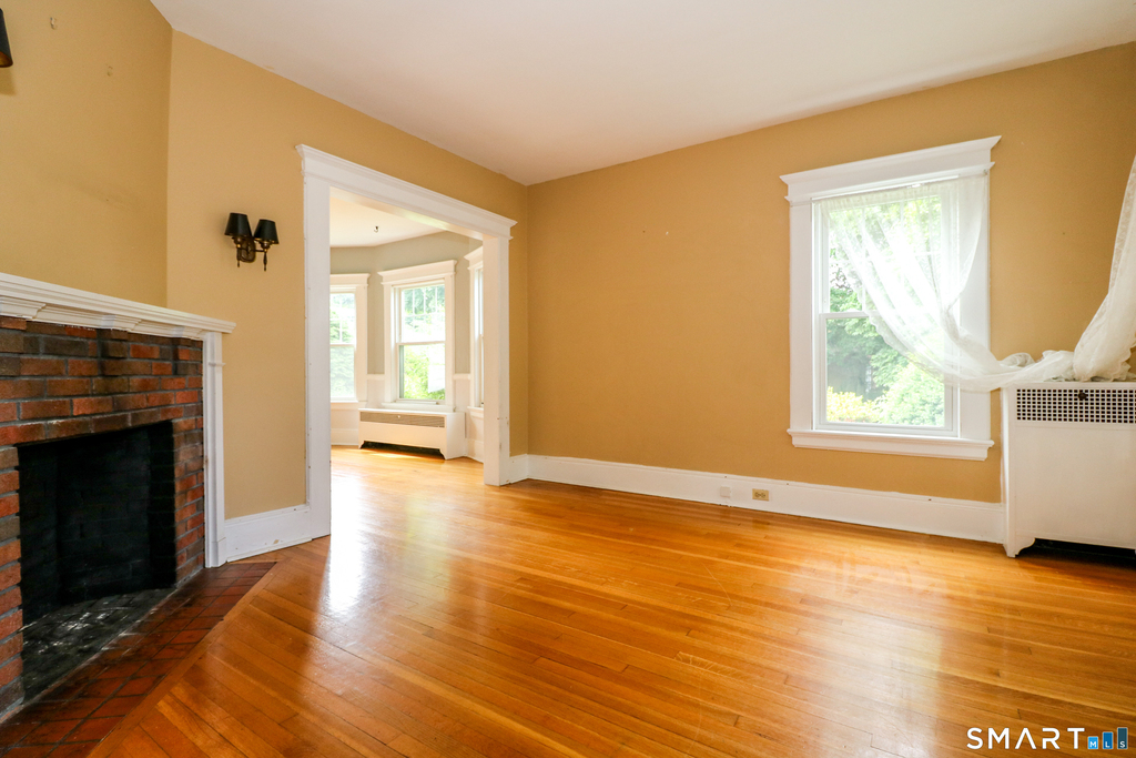 1790 Huntington Turnpike - Photo 3