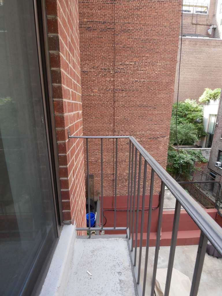 169 East 91st Street - Photo 9