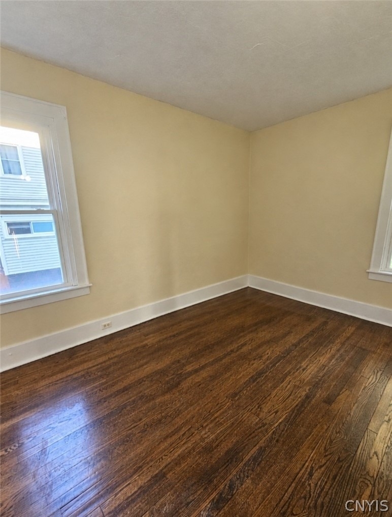 494 Coventry Avenue - Photo 8