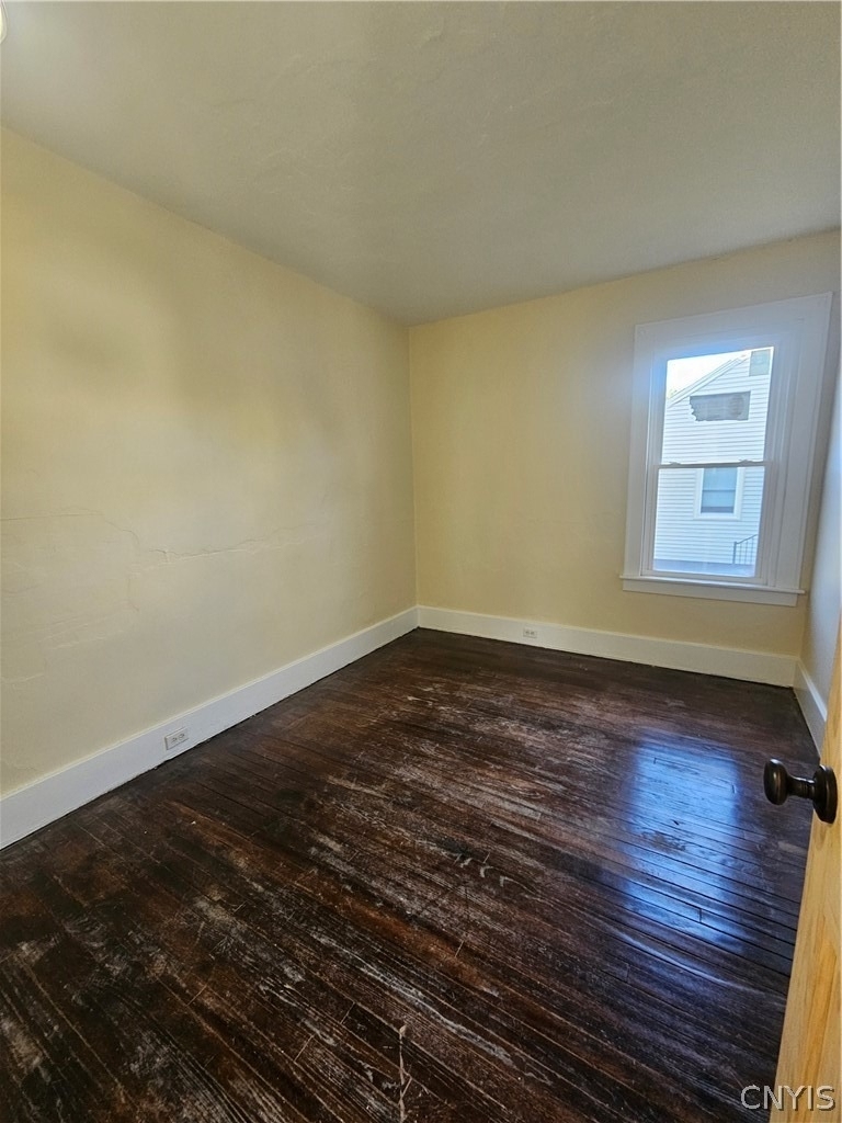 494 Coventry Avenue - Photo 10
