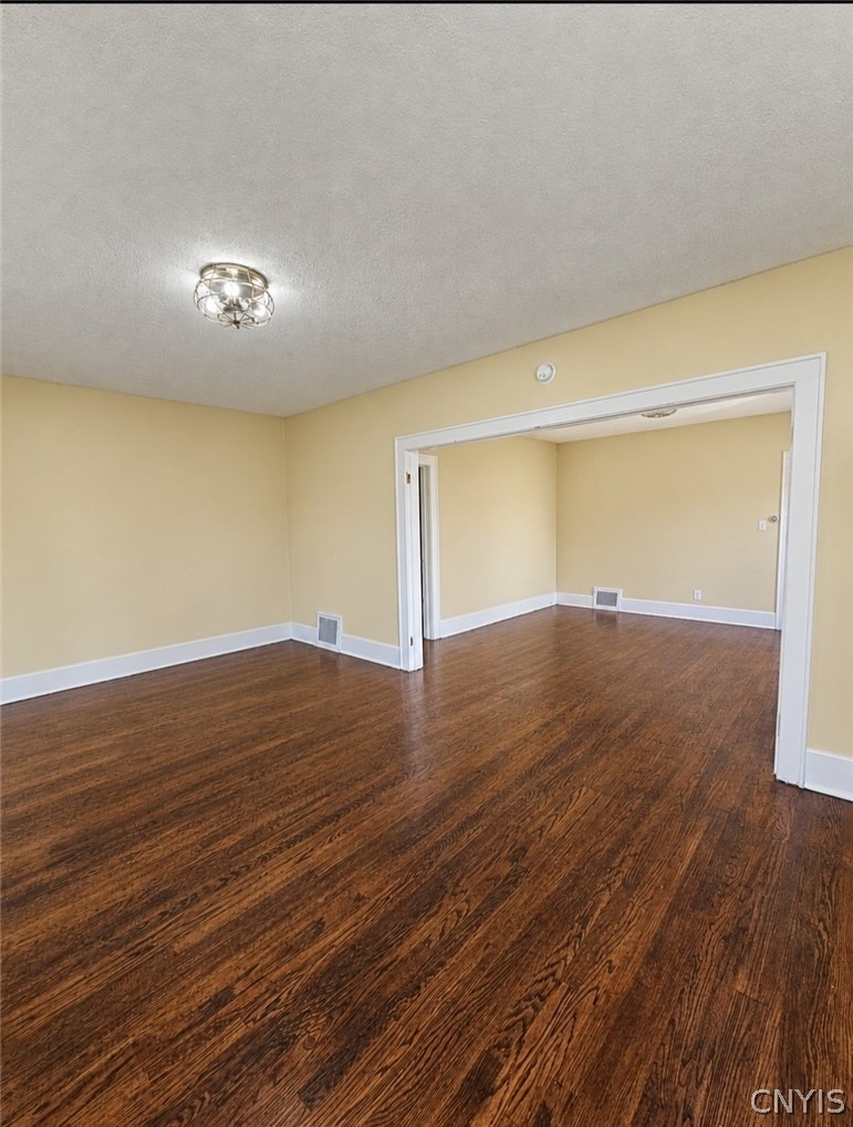 494 Coventry Avenue - Photo 11