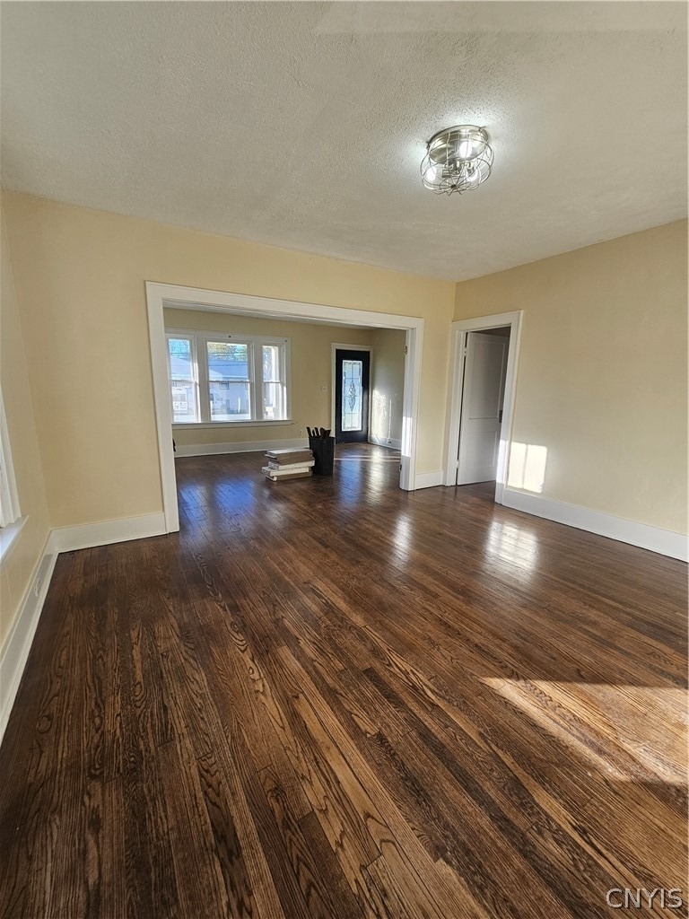 494 Coventry Avenue - Photo 9