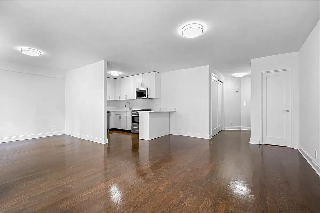 East 56th Street - Photo 1