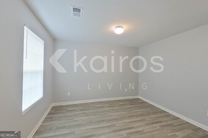 8 Plymouth Court - Photo 3
