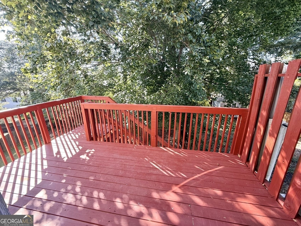1713 Barrington Overlook - Photo 4