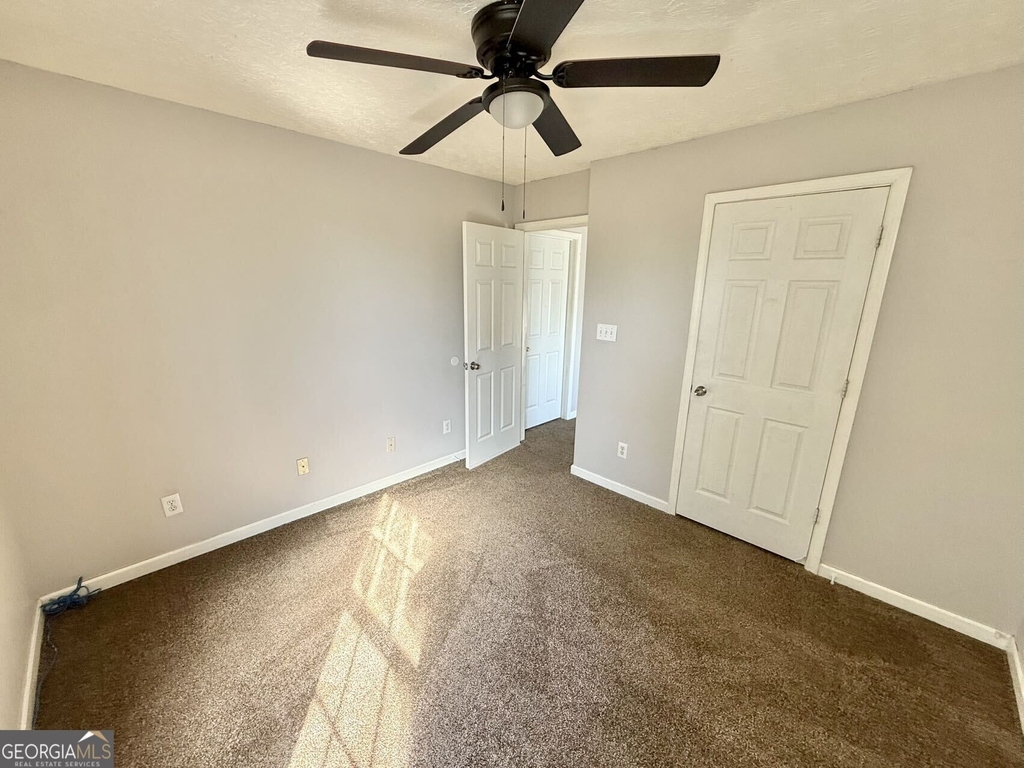 1713 Barrington Overlook - Photo 12