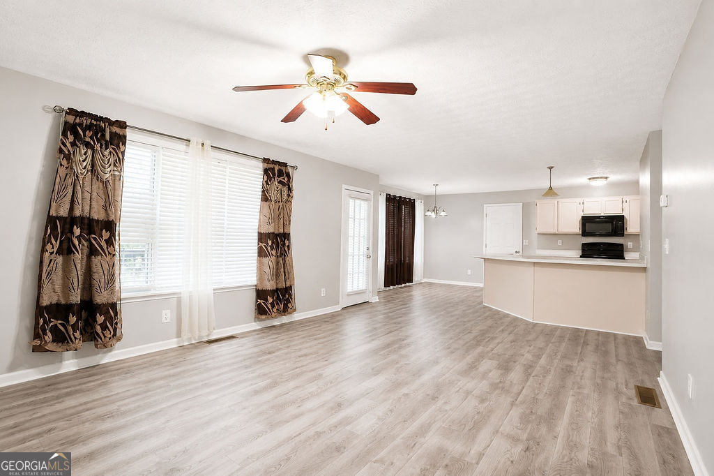 775 Stonemill Manor - Photo 6