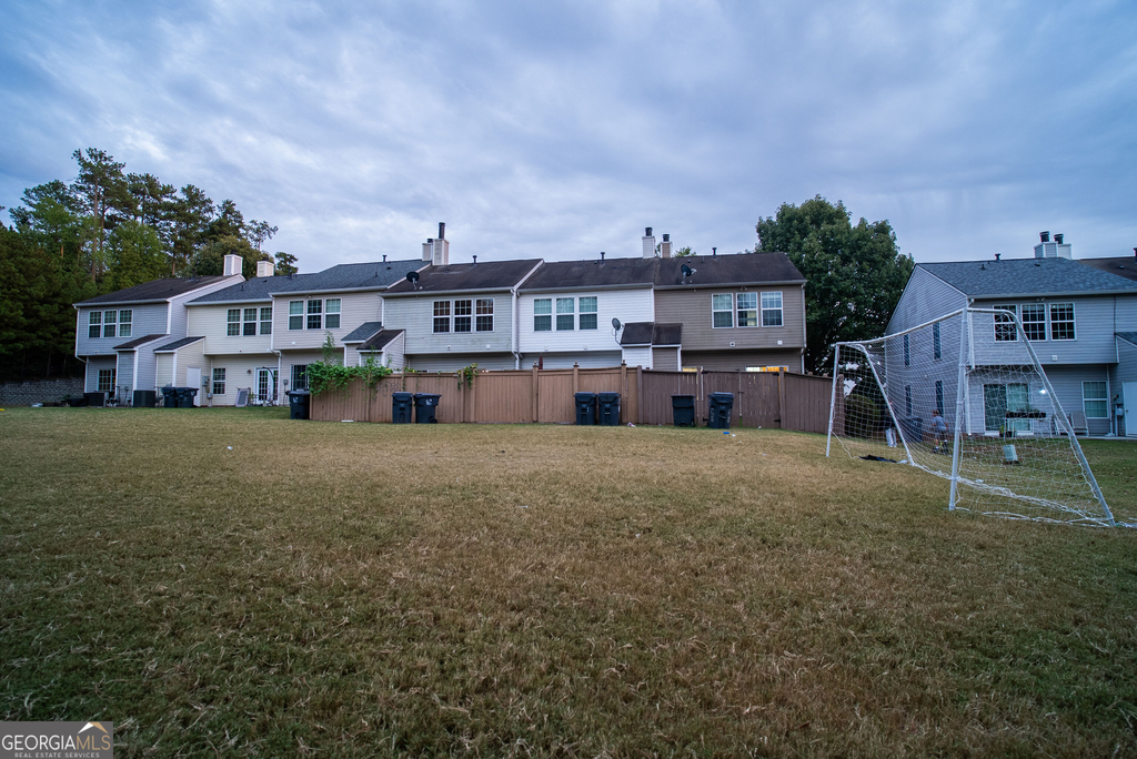 980 Prestwyck Court - Photo 17