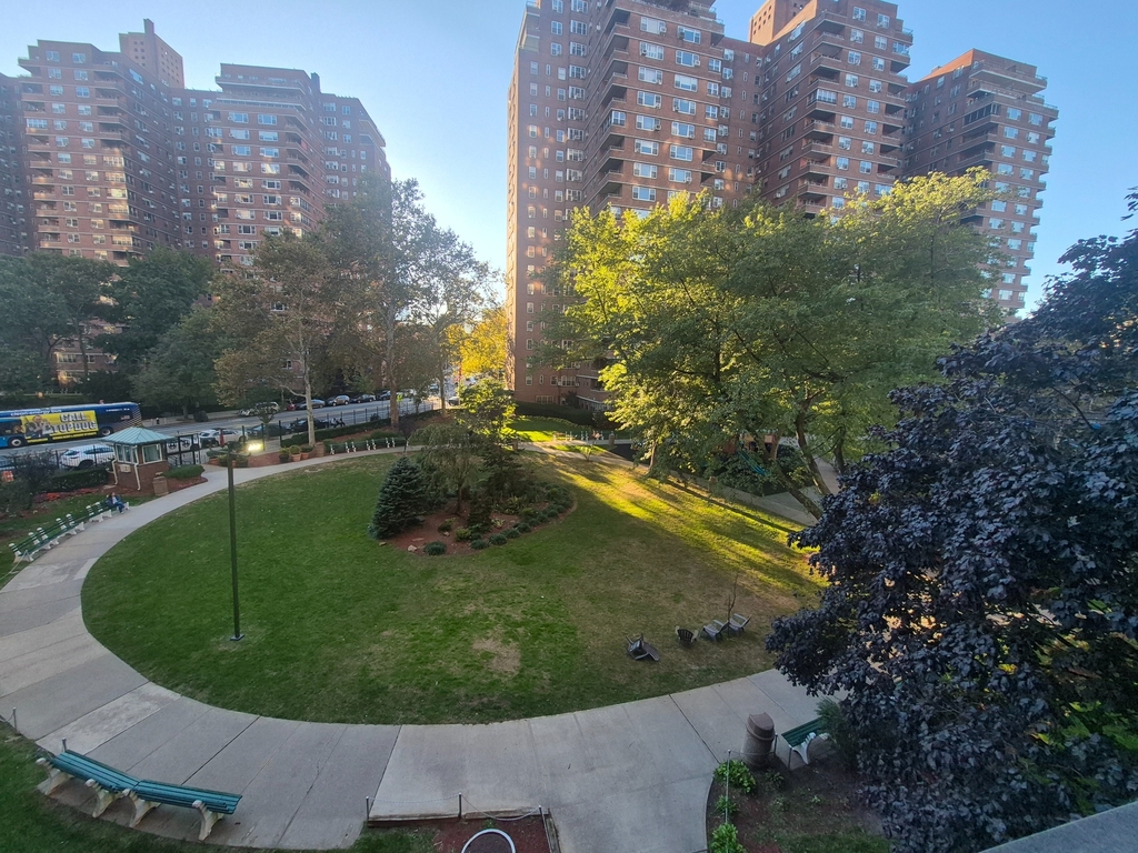 475 Fdr Drive - Photo 1