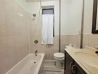 90 Clinton Avenue - Photo 5