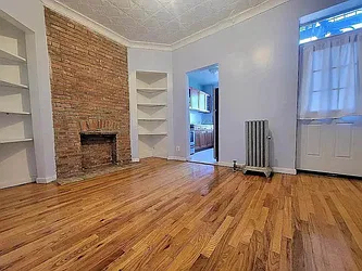 90 Clinton Avenue - Photo 1