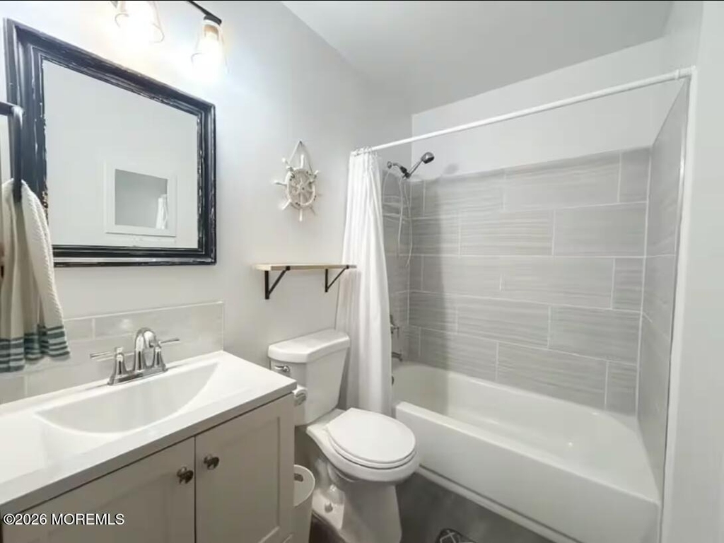 127 Blaine Avenue - Photo 2