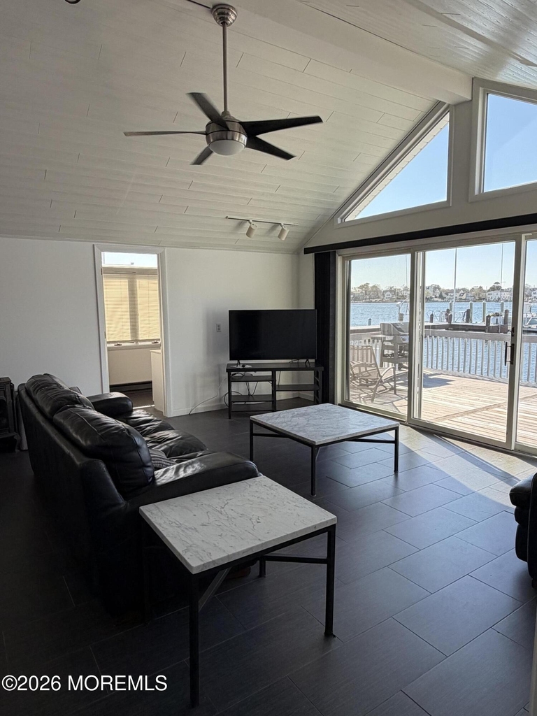 133 Randall Avenue - Photo 8