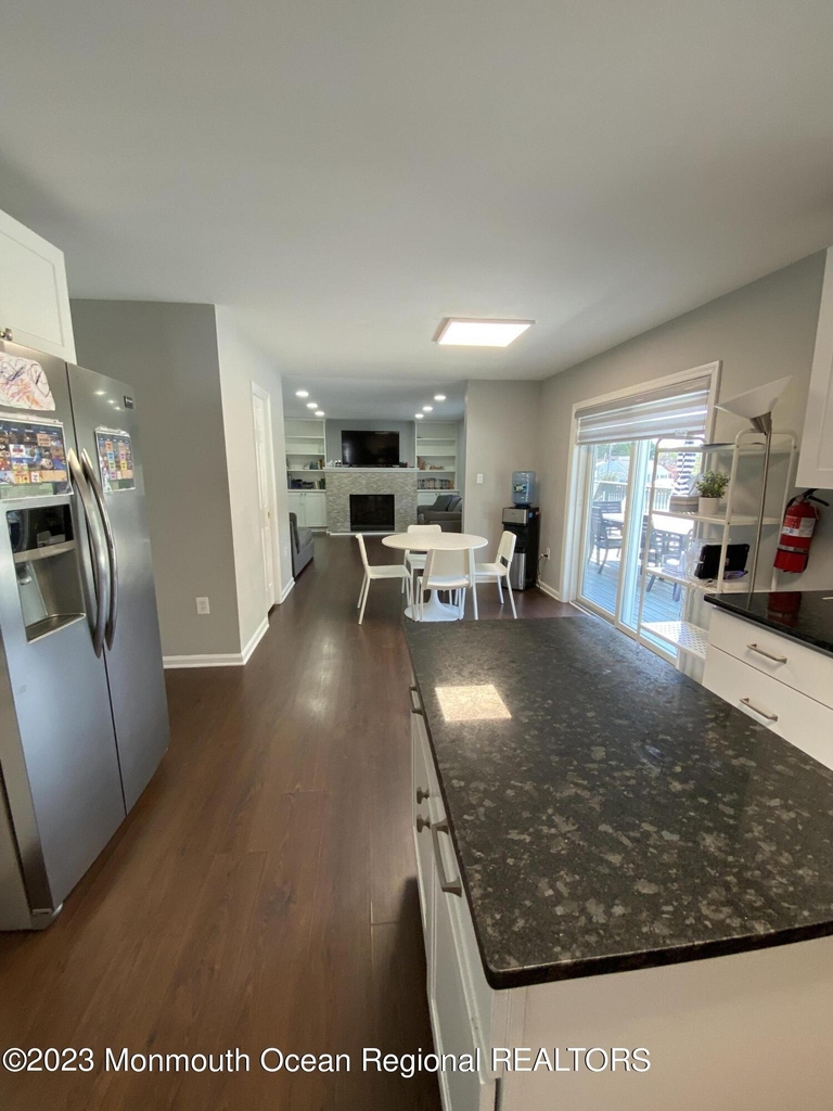 511 W Park Avenue - Photo 5