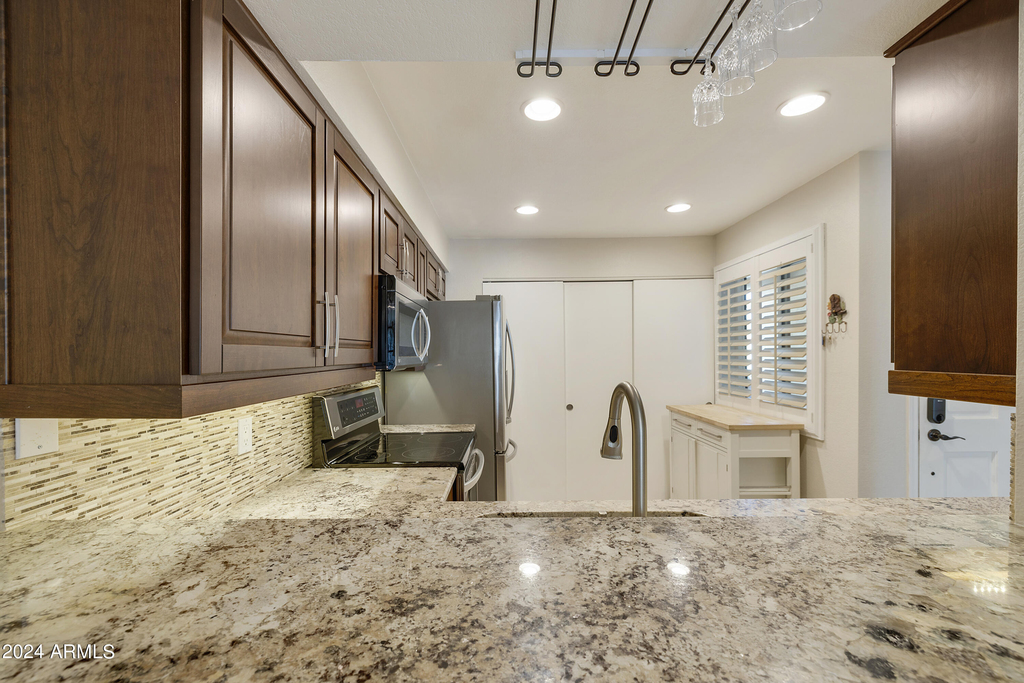 9355 N 91st Street - Photo 6