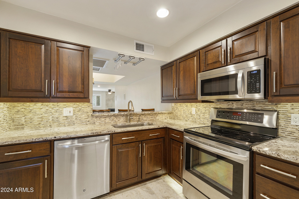 9355 N 91st Street - Photo 5