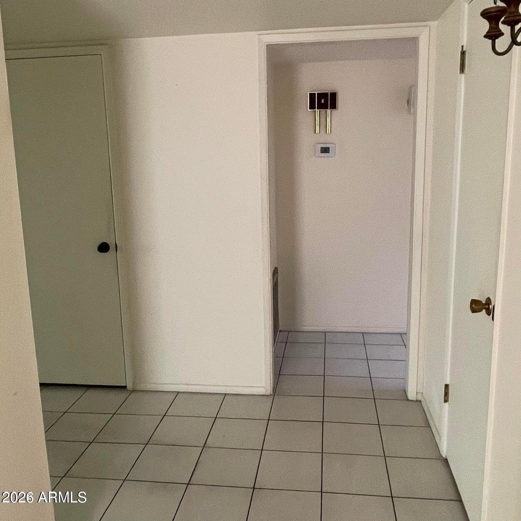 10524 W Saratoga Circle - Photo 4
