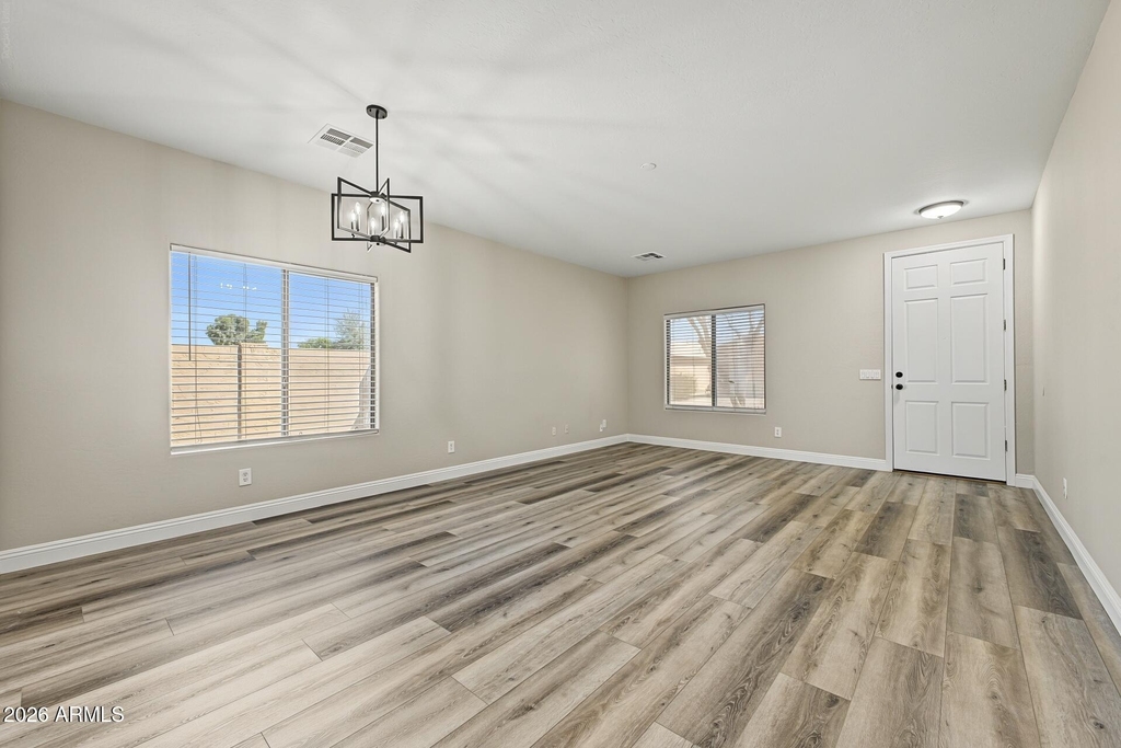 29212 N Shannon Drive - Photo 7