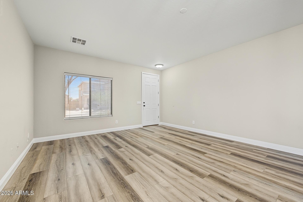 29212 N Shannon Drive - Photo 8