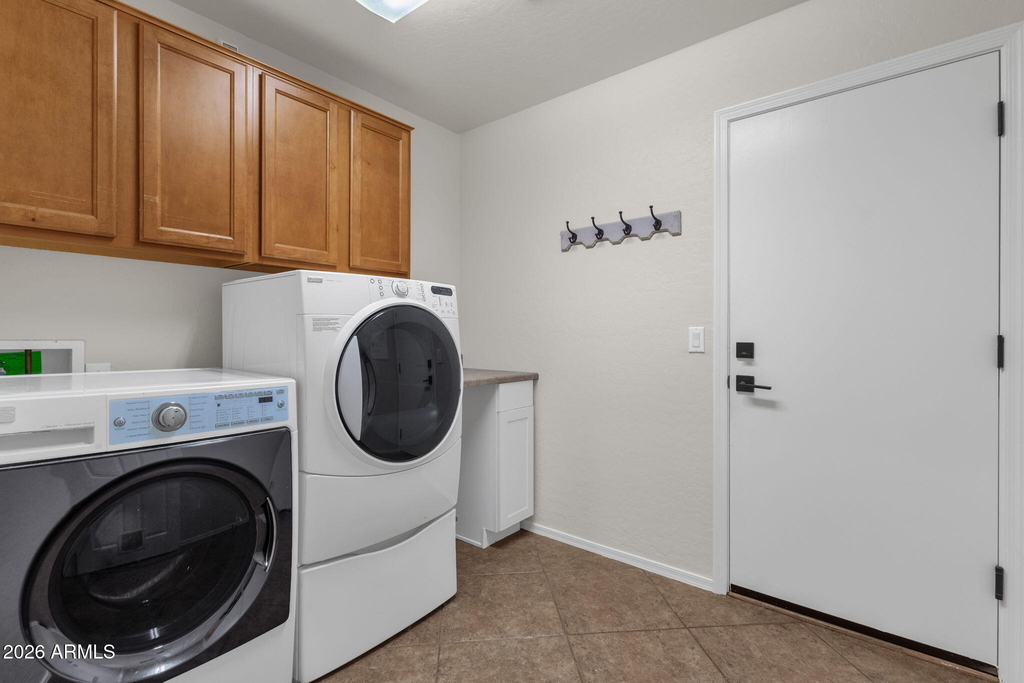 8335 W Molly Lane - Photo 34