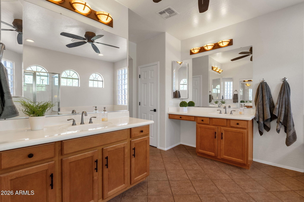 8335 W Molly Lane - Photo 19
