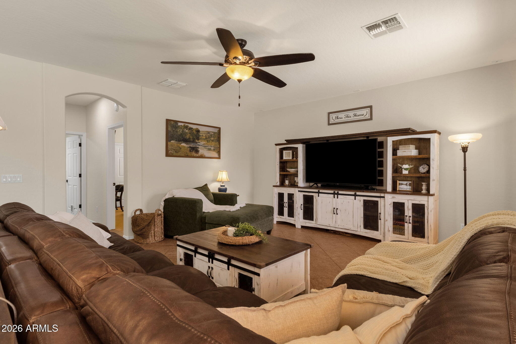 8335 W Molly Lane - Photo 4