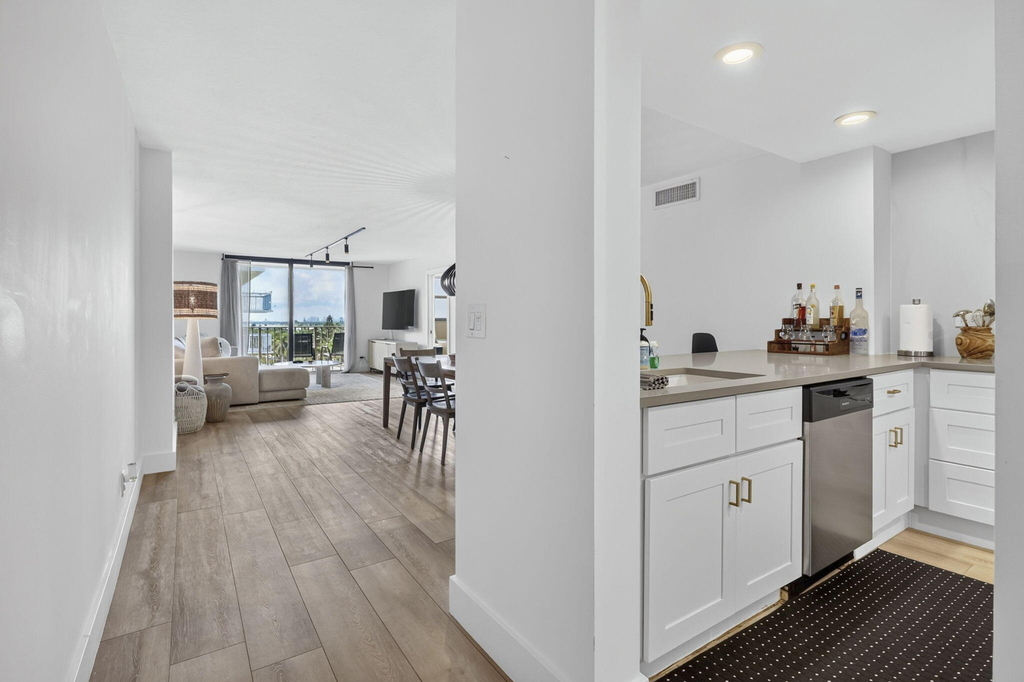 145 S Ocean - Photo 7
