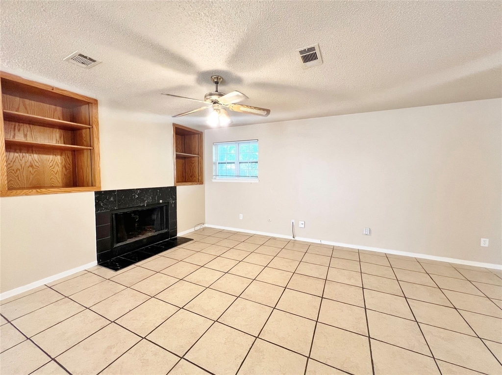 219 Rockaway Drive - Photo 4