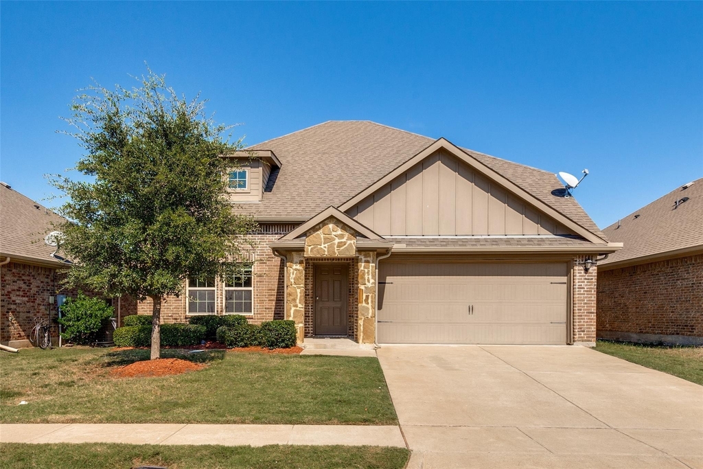 2430 Monty Street - Photo 0