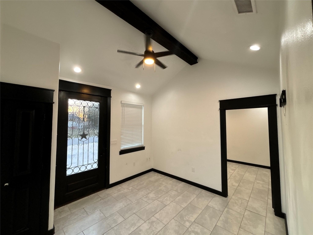 300 Avenue B - Photo 6