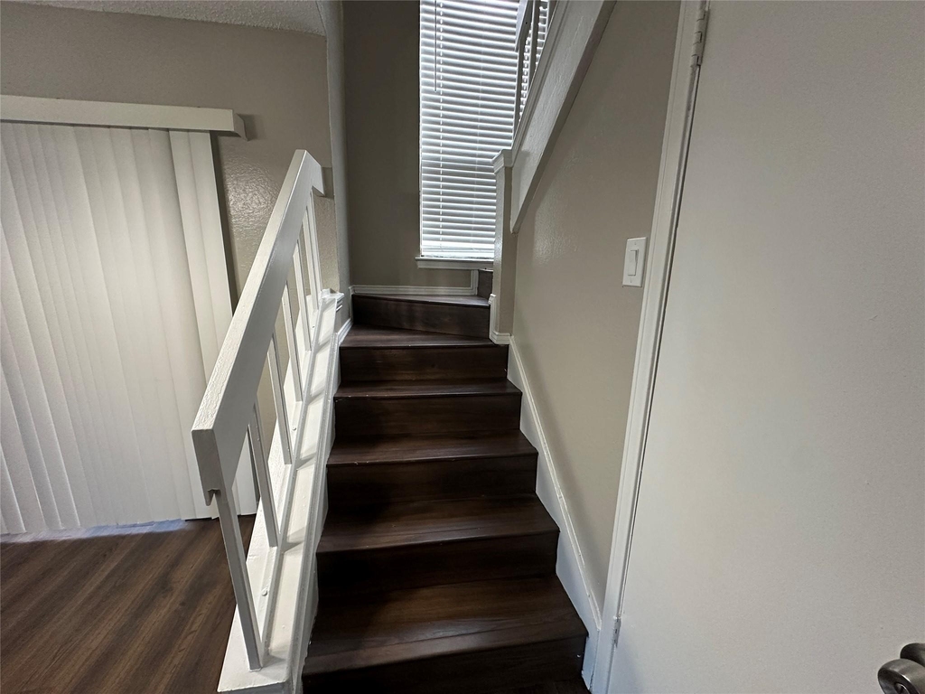 2119 Park Willow Lane - Photo 6