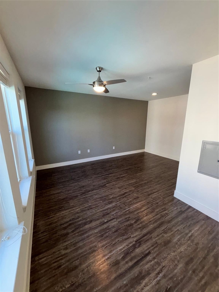 260 Davis Street - Photo 8