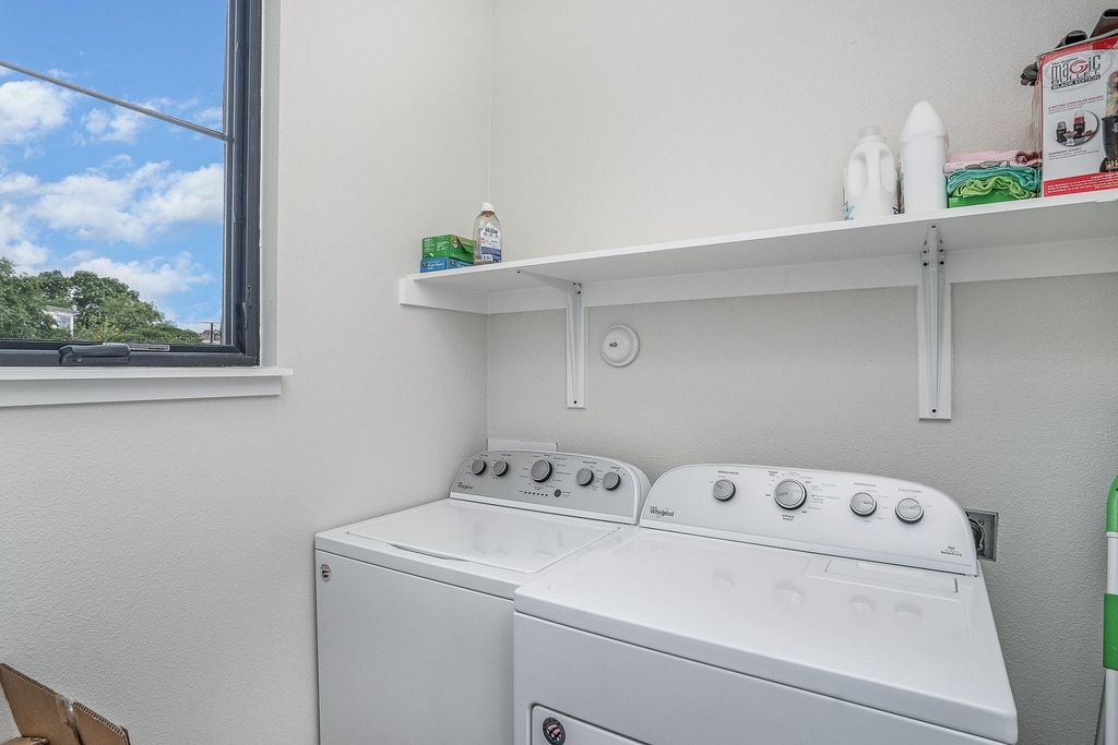 6100 Hudson Street - Photo 13